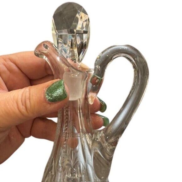 Vintage Clear Cut Glass Cruet With Stopper - Picture 9 of 9